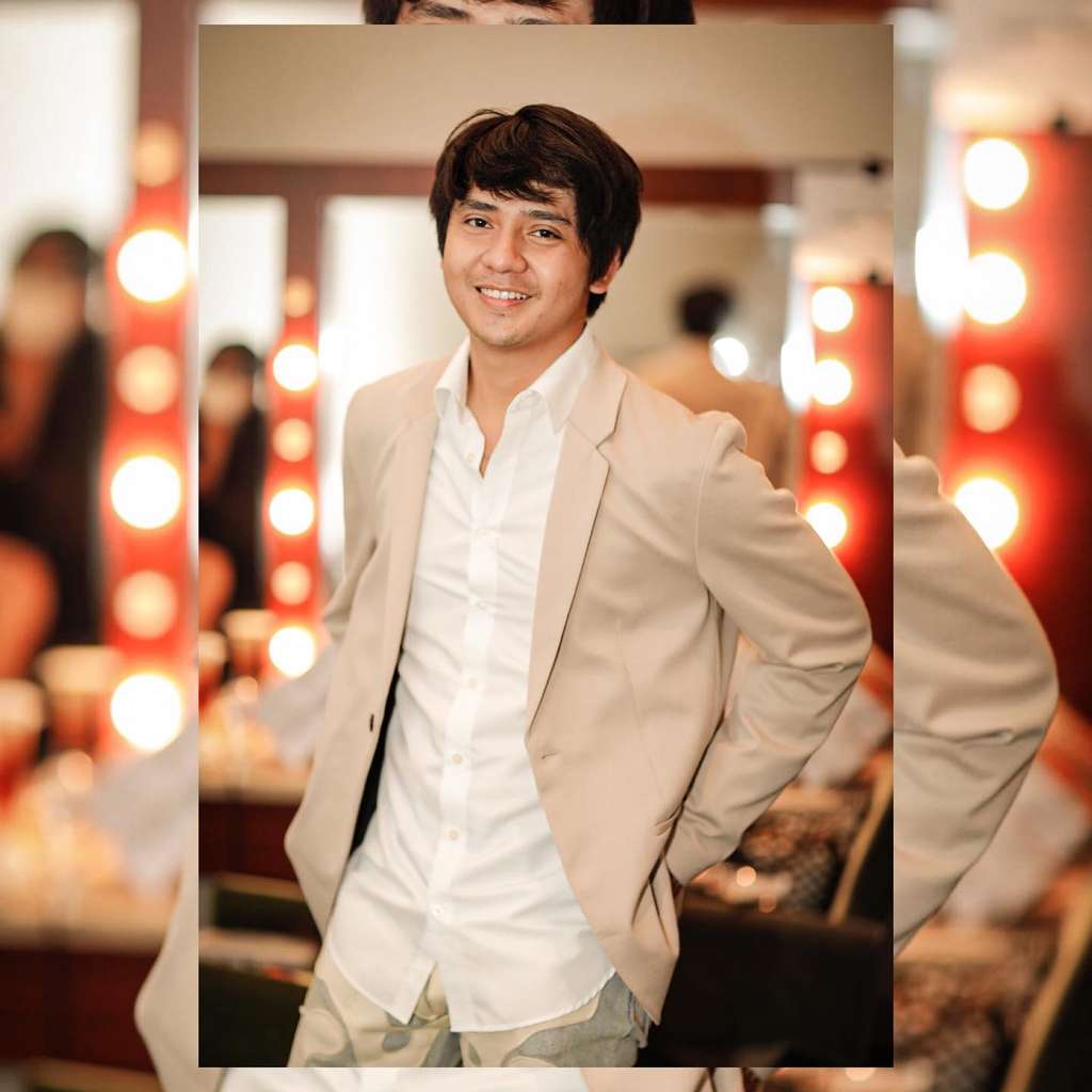 10 Adu Gaya Iqbaal Ramadhan VS Arbani Yasiz, yang Gantikan Peran Dilan, Ramai Disebut Tak Cocok