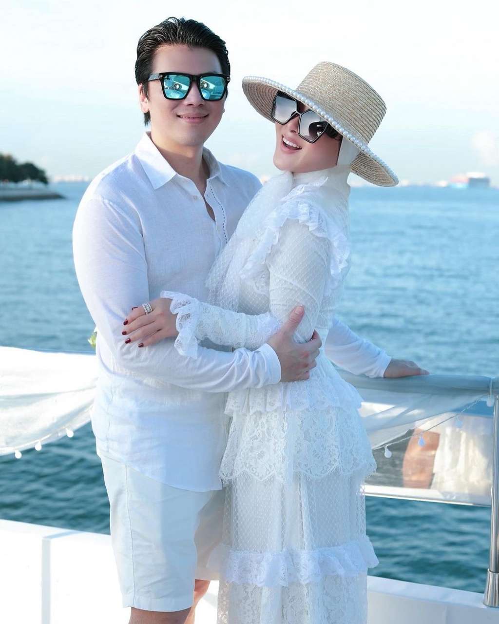10 Artis Jalani Puasa Ramadan di Luar Negeri, Terakhir Dicibir Netizen Karena Tak Kunjung Pulang