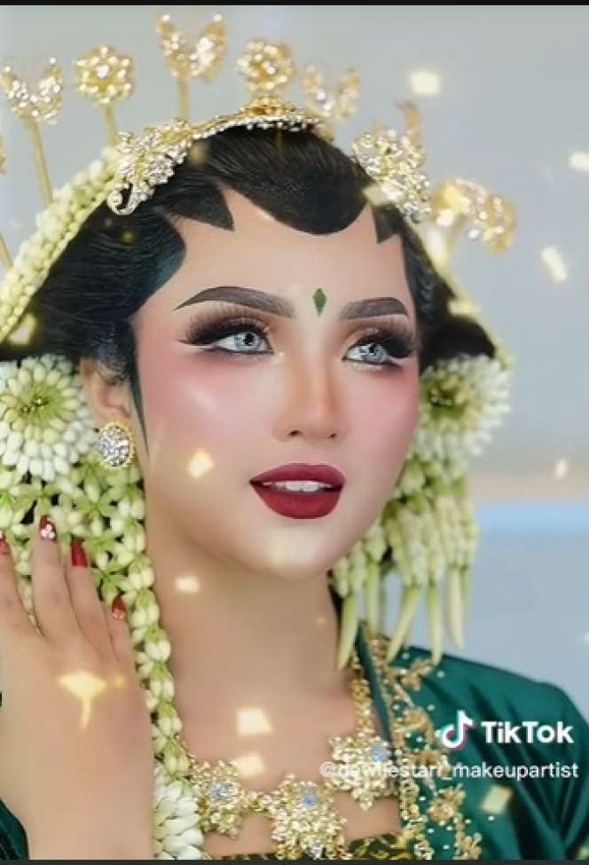 Potret Transformasi Makeup Pengantin Adat Jawa, Penampilannya Bikin Melongo, Netizen: `Langsung Follow`!