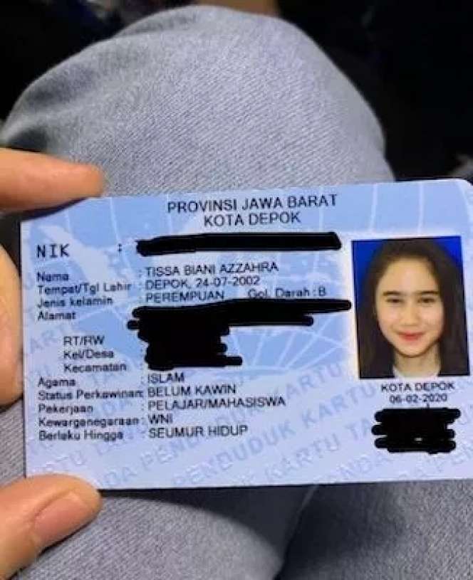 10 Foto KTP Artis yang Terungkap ke Publik, Mimi Peri Bikin Salfok Netter : Kayak Tumbal Proyek Mi!