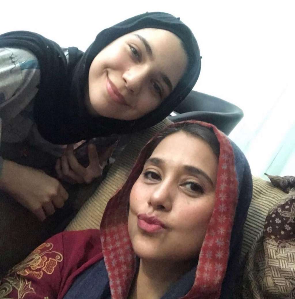 8 Pesona Isabela, Anak Ayu Azhari yang Wajahnya Mirip Barbie, Bak Kembar Identik dengan Ibunya