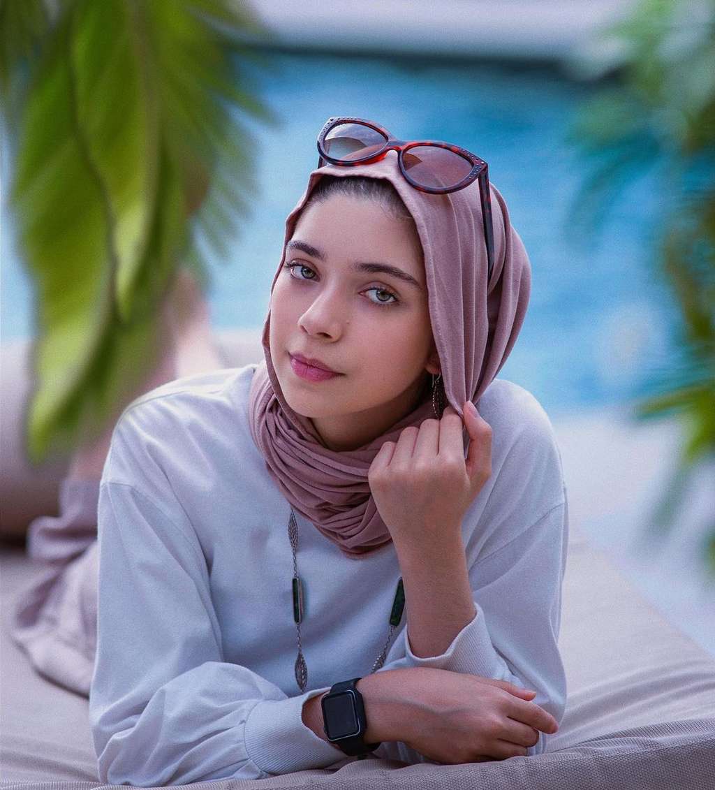 8 Pesona Isabela, Anak Ayu Azhari yang Wajahnya Mirip Barbie, Bak Kembar Identik dengan Ibunya