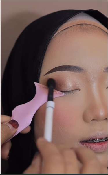 Potret Transformasi Makeup Pengantin dengan Wajah Berjerawat, Hasilnya Bikin Tercengang, Teknik MUA Bukang Kaleng-kaleng!