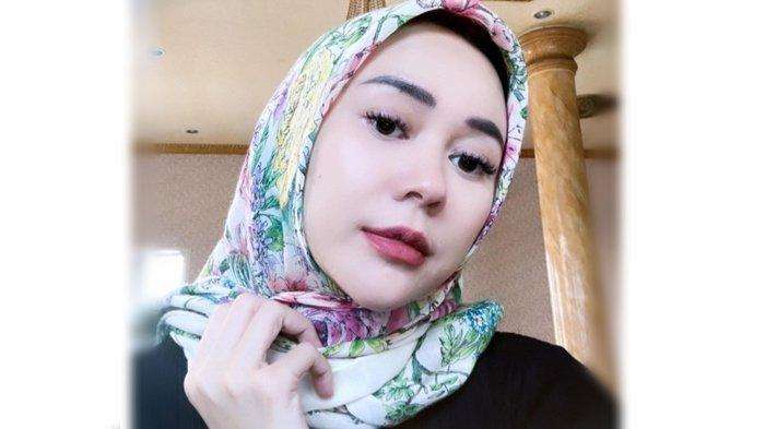 Biasa Terbuka, 8 Artis ini Mendadak Berhijab di Bulan Ramadan, Terakhir Tuai Pro Kontra!