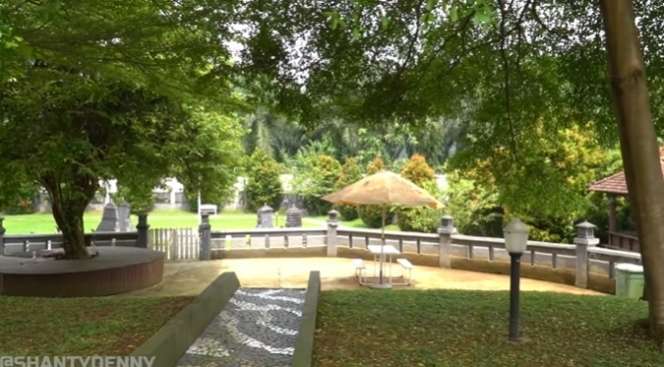 Potret Rumah Mewah Pasha Ungu di Tengah Perkampungan Bogor, Saking Luasnya Halaman Depan Bisa untuk Main Golf