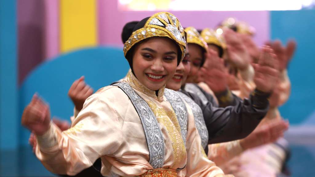 FOTO: Kompetisi Tari Saman di Dream Day Ramadan Fest 2023 Sedot Perhatian Pengunjung