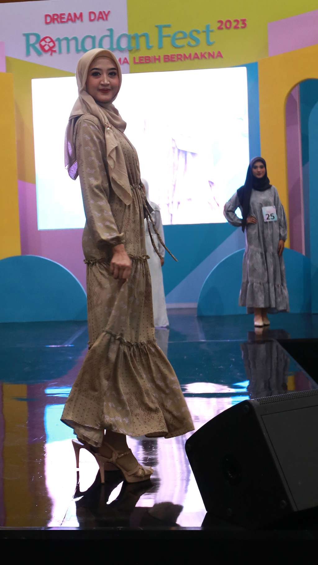 FOTO: 50 Finalis Bersaing di Dream Inspiring Women 2023