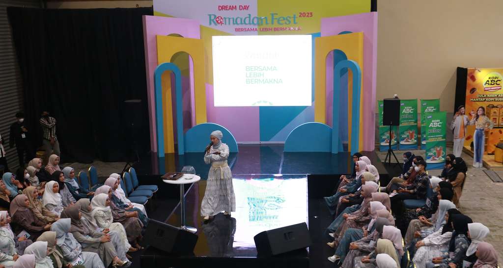FOTO: 50 Finalis Bersaing di Dream Inspiring Women 2023