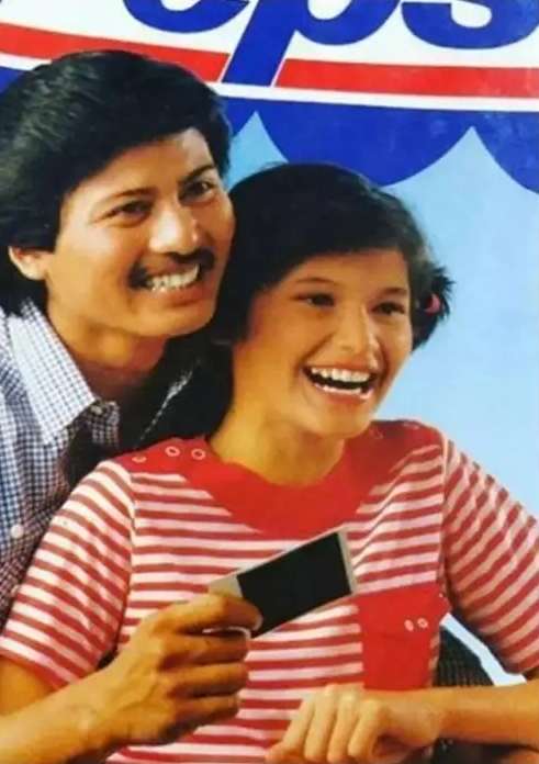 10 Foto Artis Jadi Bintang Iklan di TV Saat Kecil, Ariel Tatum Cantik & Imut Jadi Polwan Cilik