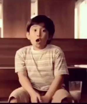 10 Foto Artis Jadi Bintang Iklan di TV Saat Kecil, Ariel Tatum Cantik & Imut Jadi Polwan Cilik