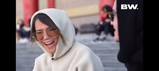 10 Adu Gaya Umi Kalsum VS Yulianty Lazuardi Mama Boy William, Disebut Calon Besan, Kalah Berkelas?