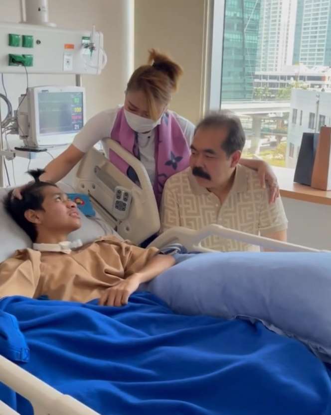 8 Potret Haru Inul Daratista Jenguk David Ozora, Senang Bisa Menyentuh Kumis Lebat Mas Adam