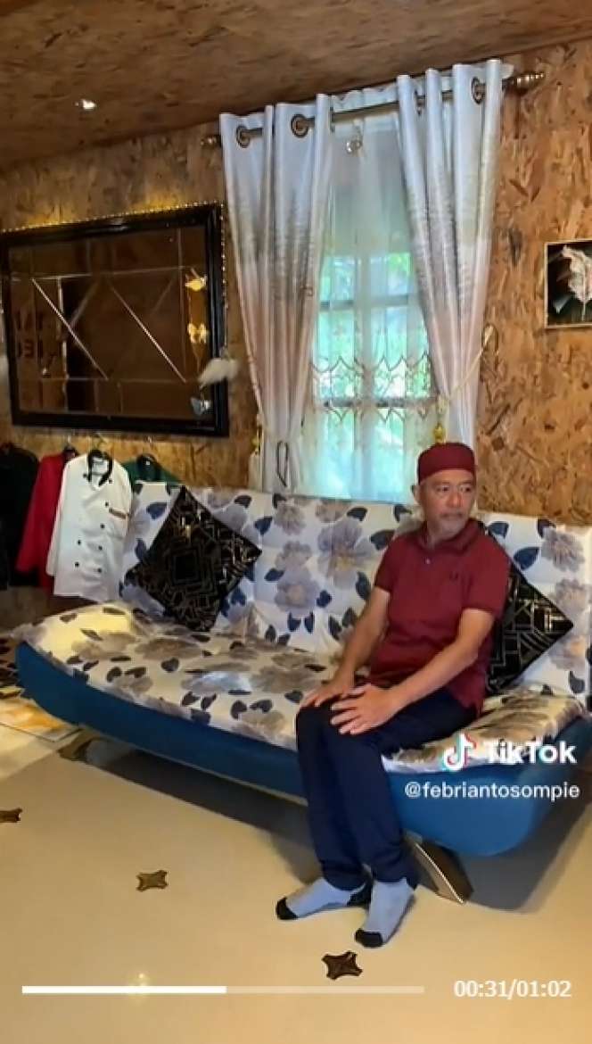 Dari Luar Mirip Gubuk Pemulung, Rumah ini Dalamnya Bak Istana Sungguhan, Semua Interior Berlapis Emas, Ini 10 Potretnya