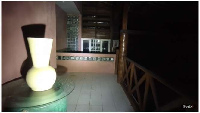 Potret Rumah Mewah Terbengkalai Milik Artis Terkenal, Kini Kosong dan Bikin Merinding, Ternyata Ini Penyebabnya!