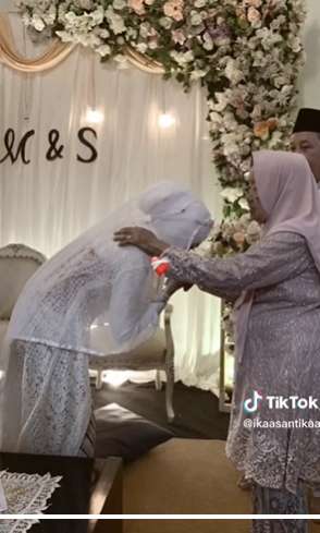 Viral Pasangan Beda Usia 29 Tahun di Sidoarjo, Istrinya Sering Dikira Anak Hingga Bini Muda, Lihat Potretnya