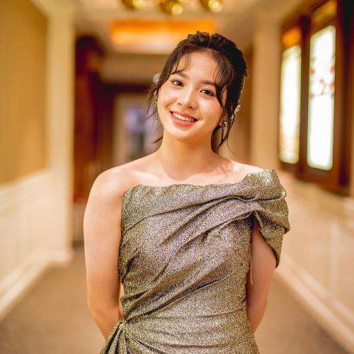 10 Adu Gaya Vanesha Prescilla VS Zee JKT48, Pacar Baru Dilan Usai Putus Dari Milea, Kalah Cantik?