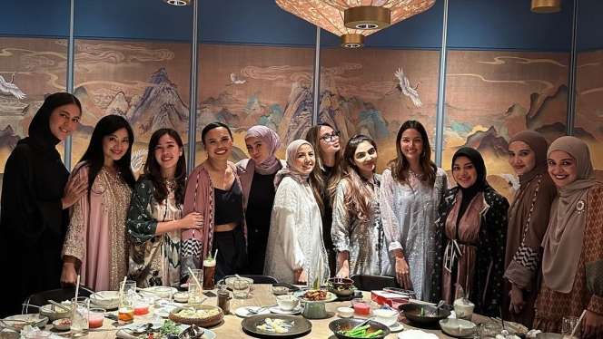 10 Gaya Artis di Acara Buka Bersama Geng Cendol, Busana Nagita Slavina Disorot, Beda Sendiri