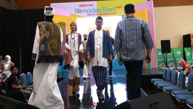 FOTO: Referensi Fashion di Hari Raya dari Dream Day 2023