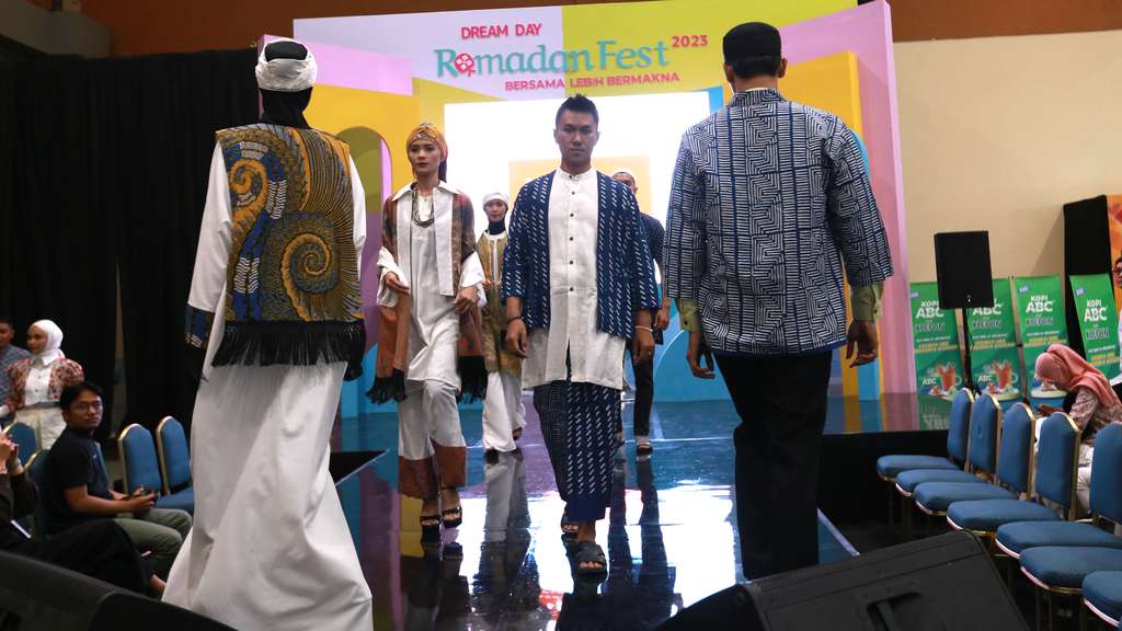 FOTO: Referensi Fashion di Hari Raya dari Dream Day 2023
