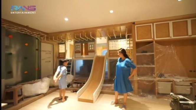10 Adu Mewah Rumah Raffi Ahmad VS Putra Siregar, Disebut Saingan Sultan Andara, Lebih Tajir?