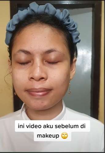 Sang Ibu Nikah di Tahun 90-an, Anaknya Pun Diminta Pakai Jasa MUA yang Sama, Hasilnya Bikin Deg-degan, Takut Ketinggalan Zaman!