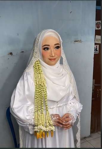 MUA Ini Jawab Tantangan Untuk Rias Pengantin Syar'i, Ternyata Begini Hasil Akhirnya…