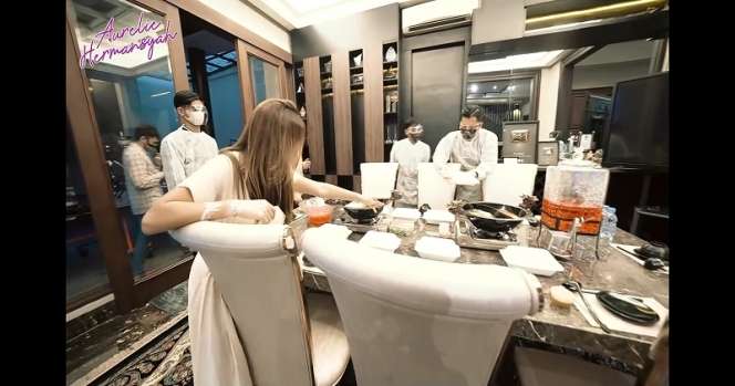 Adu Mewah Rumah Raffi Ahmad VS Atta Halilintar yang Namanya Ikut Terseret Kasus Penipuan Robot Trading Wahyu Kenzo!