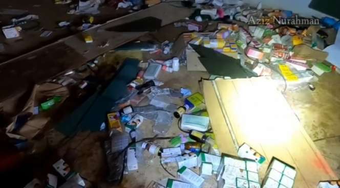 Potret Rumah Mewah Terbengkalai Milik Dokter, Seram! Obat Berserakan di dalam Ruangan