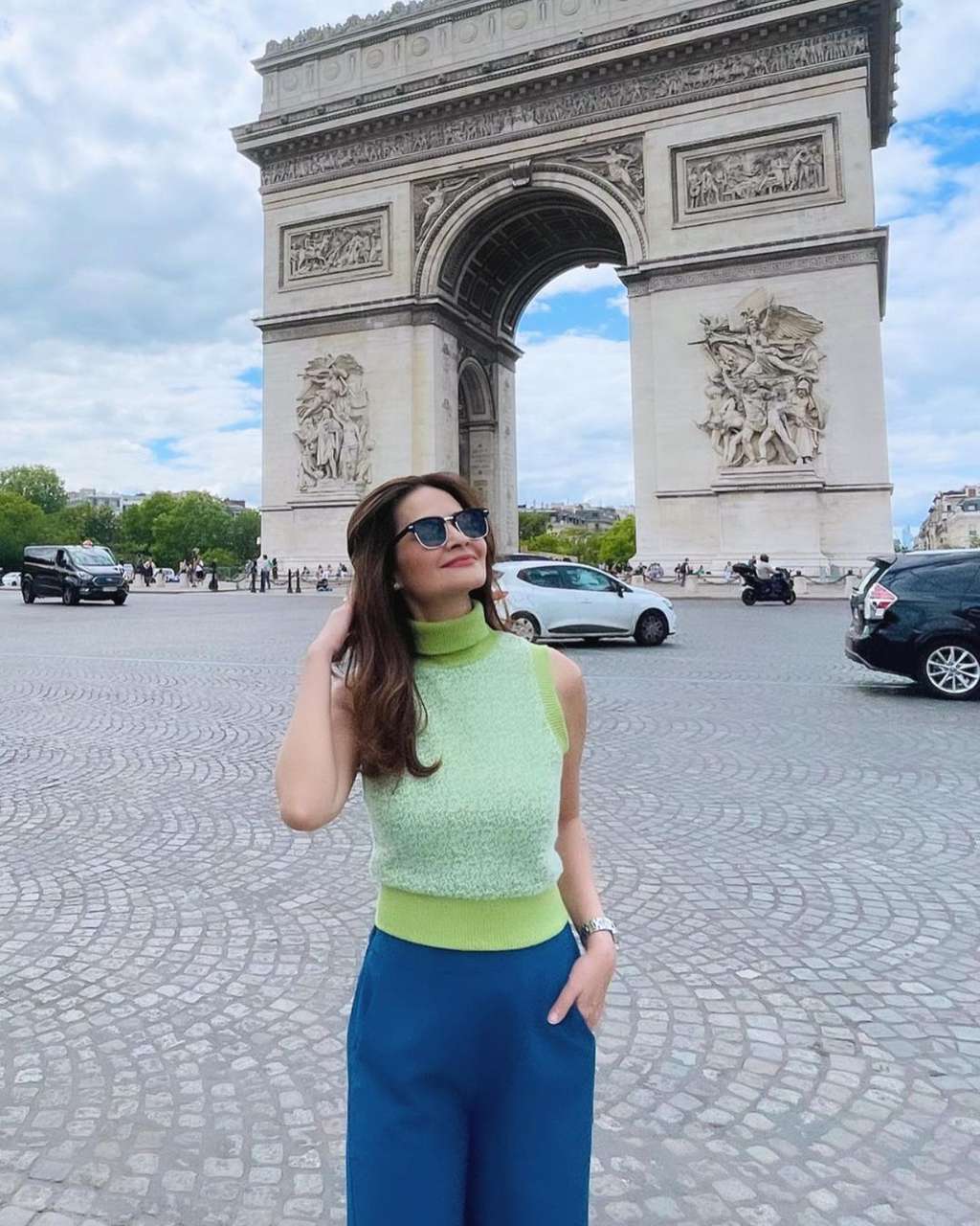 10 Adu Gaya Luna Maya VS Cut Tari, Dulu Tersandung Kasus Sama, Kini Nasibnya Bak Bumi & Langit?