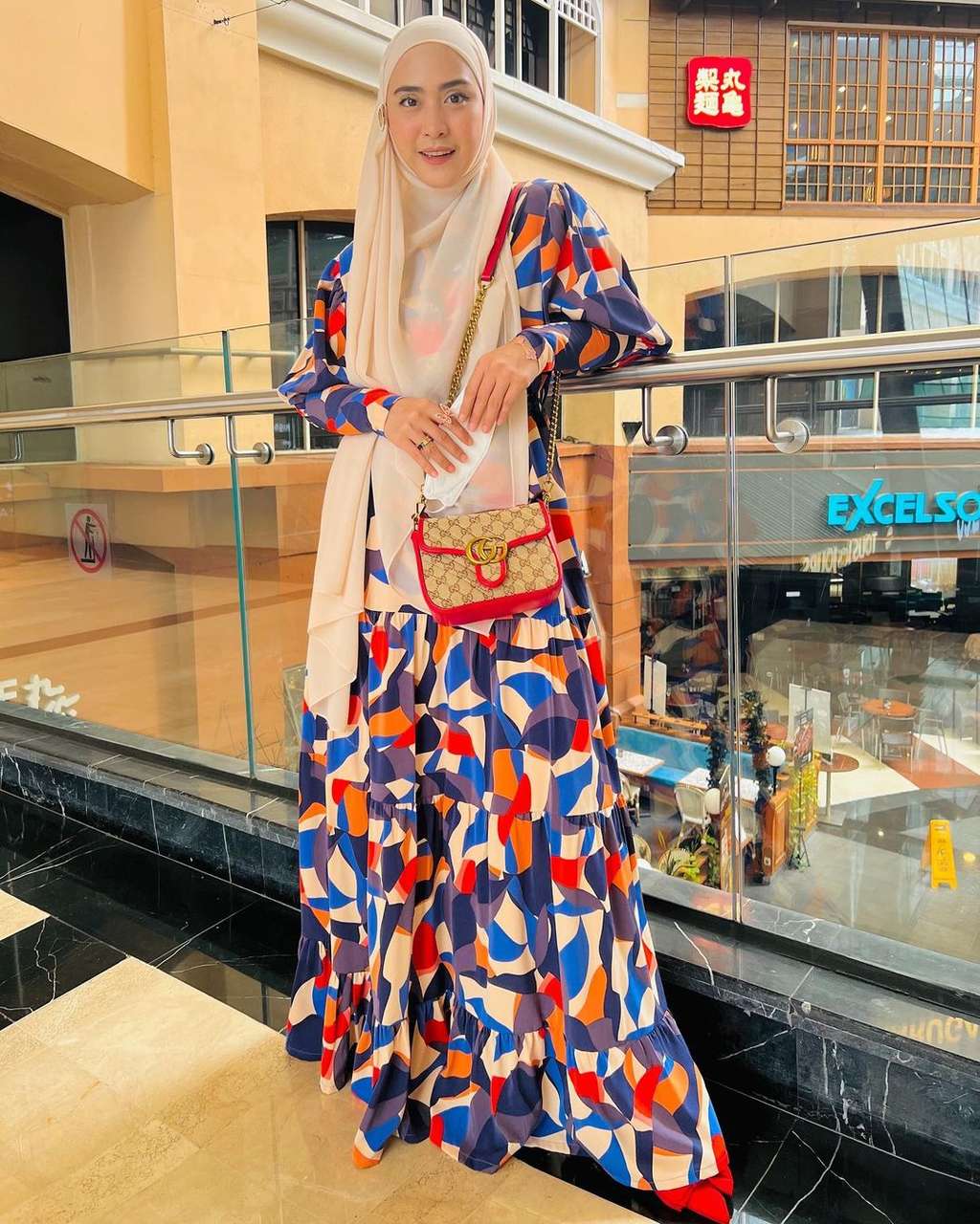 10 Adu Gaya Kartika Putri VS April Jasmine, Sama-Sama Istri Ustaz yang Tuai Kontroversi, Pilih Siapa?