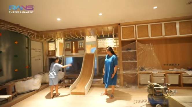 10 Adu Mewah Kamar Rayyanza VS Ameena Hanna, Sama-Sama Bayi Sultan, Siapa Lebih Keren?