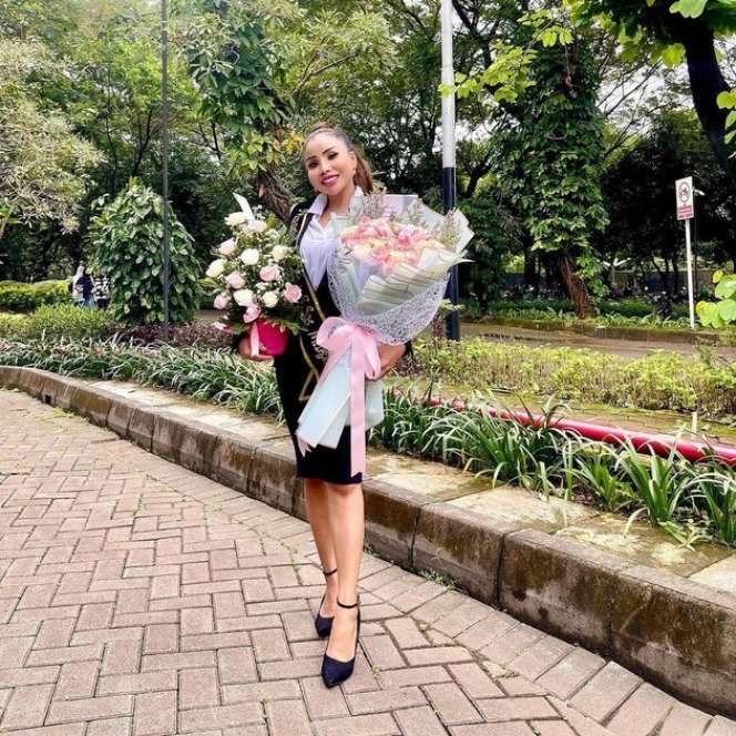 Ingat Eva Belisima, Mantan Istri Kiwil? Kini Makin Cantik & Sosialita Usai Dinikahi Pria Bule, Ini Potretnya