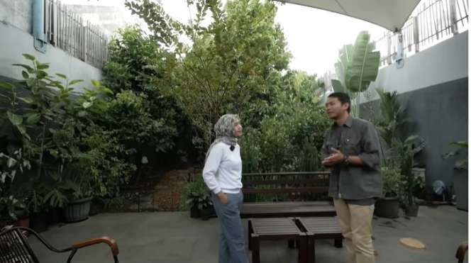 Potret Rumah Mewah Bernuansa Resort, Ada Sungai Mengalir di Bawahnya, Auto Betah!