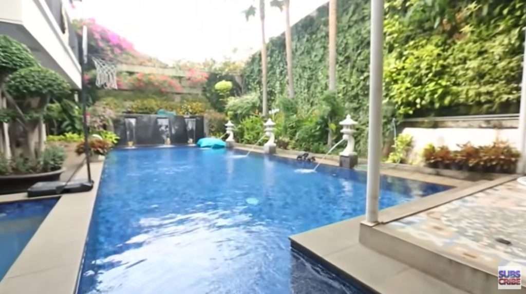 10 Adu Mewah Rumah Rieta Amalia VS Gideon Tengker, Bak Bumi dan Langit, Yang Satu Sederhana Banget!