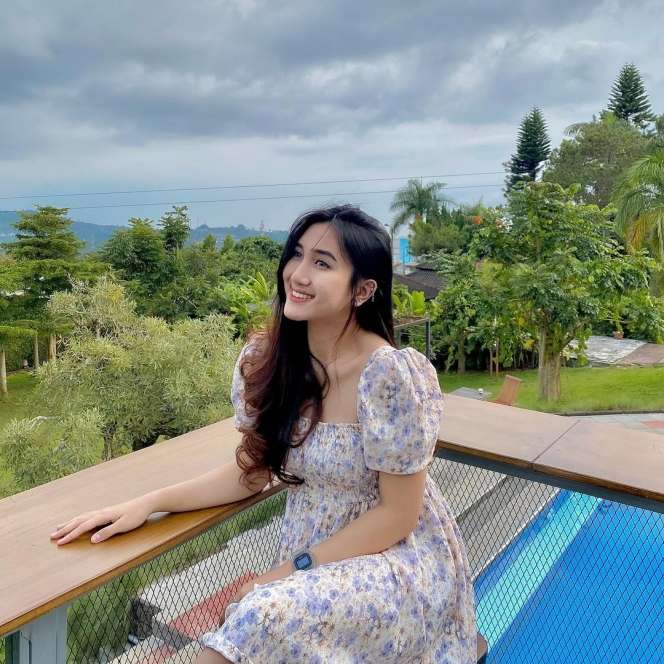 Kelewat Cantik! Potret Seses Rapunzel TikToker Asal Bandung yang Memiliki Jutaan Followers 