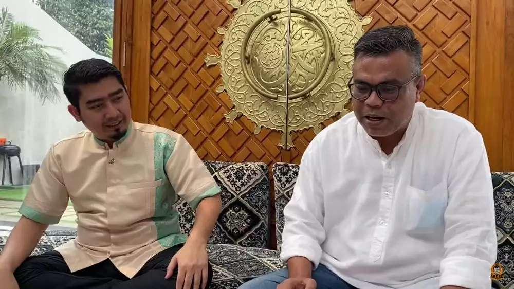 Penampakan Rumah Ustaz Solmed yang Ditaksir Rp24 Miliar, Ada Miniatur Pintu Masjid Nabawi Berlapiskan Emas!