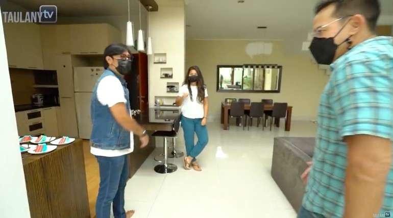 10 Potret Rumah Ari Wibowo dan Istri yang Mewah Bak Istana, Gugat Cerai Usai 17 Tahun Nikah!