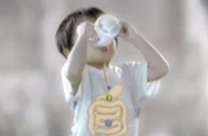 Ingat Bocah Cilik di Iklan Susu Jadul ini? Ternyata Adik Kandung Ariel Tatum, Kini Ganteng Mirip Nicholas Saputra, Ini Potretnya