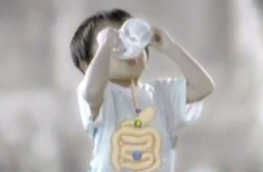 Ingat Bocah Cilik di Iklan Susu Jadul ini? Ternyata Adik Kandung Ariel Tatum, Kini Ganteng Mirip Nicholas Saputra, Ini Potretnya