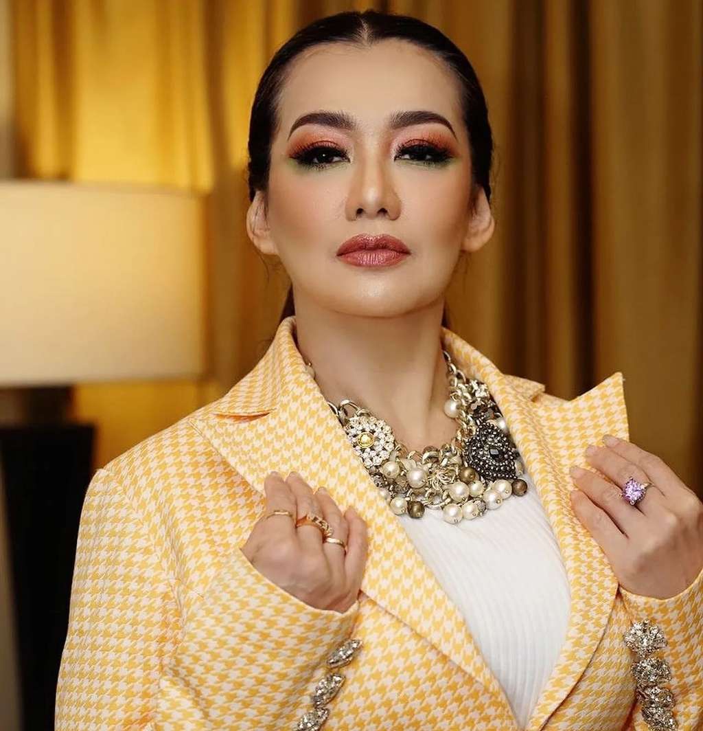 Ingat Bocah Perempuan yang Foto Bareng Kak Seto? Kini Jadi Penyanyi Diva Indonesia, Dua Kali Terjerat Kasus Narkoba, Ini Potretnya