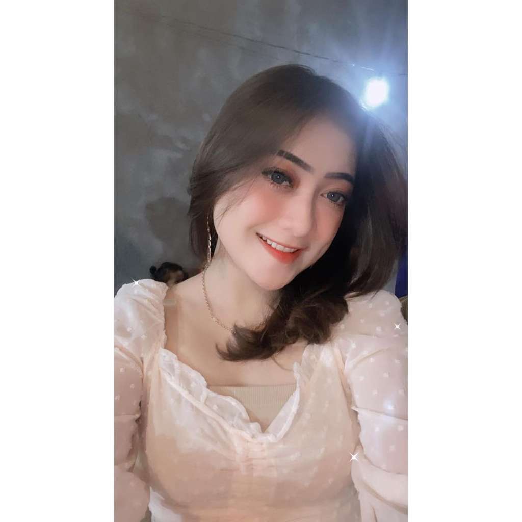 Potret Sosok Biduan Shinta Arsinta yang Bawakan Lagu Viral TikTok 'Kuda yang Mana Tuan Senangi', Langganan Trending di YouTube!