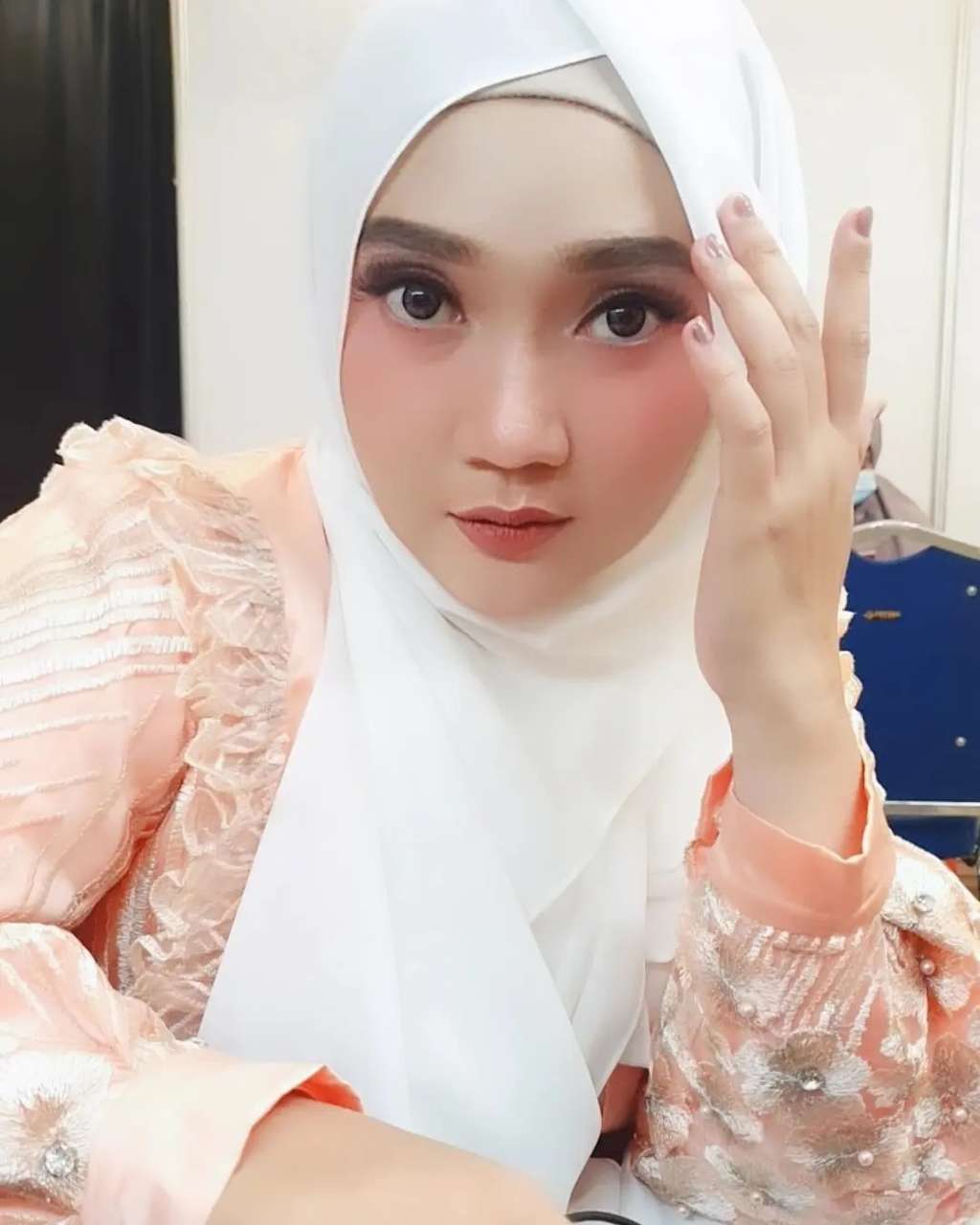Masih Ingat Penyanyi Religi Sulis? Kini Menikah Lagi dengan Pria yang Terpaut Usia 10 Tahun