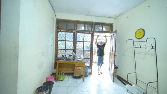 10 Potret Kosan Para Komika `The Raid` Rp600 Ribu Sebulan, Kamar Nopek Bak Kapal Pecah