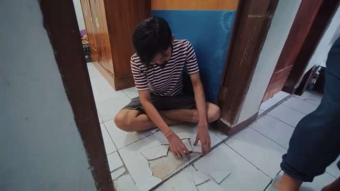 10 Potret Kosan Para Komika `The Raid` Rp600 Ribu Sebulan, Kamar Nopek Bak Kapal Pecah