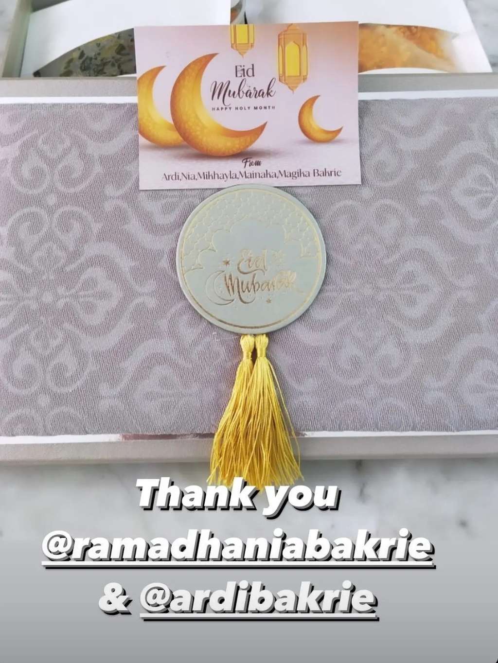 10 Potret Isi Hampers Lebaran Artis Indonesia, Raffi-Nagita Paling Mewah, Bikin Pengen Punya!
