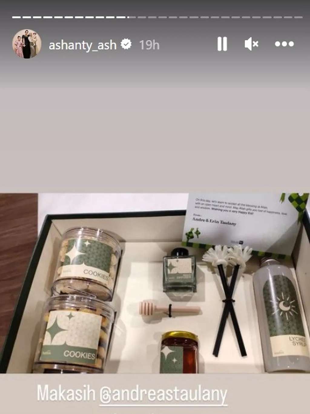 10 Potret Isi Hampers Lebaran Artis Indonesia, Raffi-Nagita Paling Mewah, Bikin Pengen Punya!