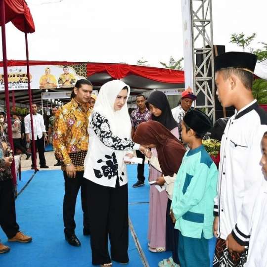 Masih Ingat Fadia A Rafiq? Pedangdut Cik Cik Bum Bum, Kini Jadi Pejabat