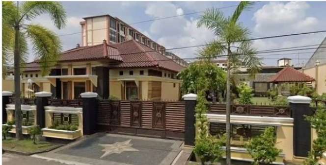 Potret Rumah Mewah Perwira Polisi AKBP Achiruddin Hasibuan Ayah Aditya Hasibuan, Terduga Pelaku Penganiayaan Mahasiswa yang Viral!