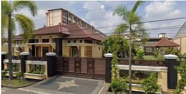 Potret Rumah Mewah Perwira Polisi AKBP Achiruddin Hasibuan Ayah Aditya Hasibuan, Terduga Pelaku Penganiayaan Mahasiswa yang Viral!