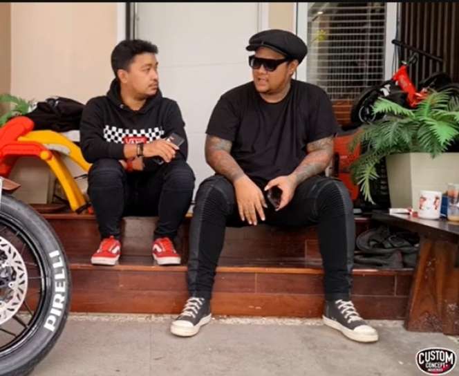 Potret Rumah Virgoun, Punya Ruang Khusus Tempat Simpan Koleksi!